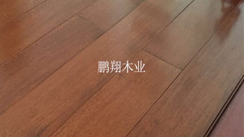 强化复合地板定制尺寸规格：揭秘定制之道